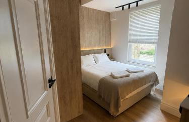 East Parade Collection, 37 Nova House - Photo 9