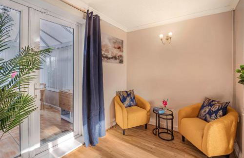 3 Bed Rest Home Middleton M24 Sleeps 8 - Foto 32