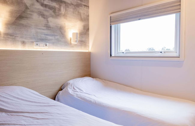 Modern 6-person Chalet in the Frisian Countryside, 3 Bedrooms and Wifi - Foto 17