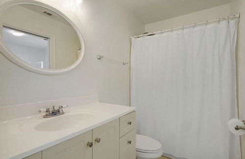 Lazy Bones - Vacation Home Near the Beach with Private Pool & Golf Cart - Foto 37