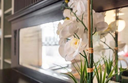 Notes of Southern Charm - Walkable to Food & Shops - Foto 12