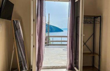 Poseidon’s Bayview - Photo 8