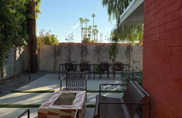 Aerhaus - Mid-Century Oasis - Foto 76