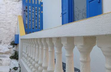 quiet stone house in Nisyros - Photo 20