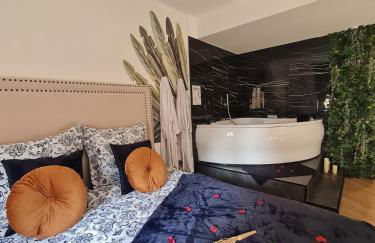 Spa-Sauna-Ciel de pluie tropicale-Champagne Nuit Romantique - Escapade Mâconnaise - Foto 23