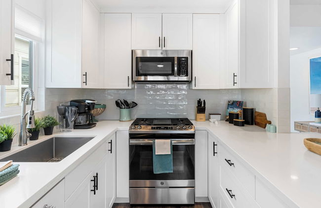 Coastal-chic Newport Stay Steps to the Beach, Dining & Boardwalk Optional Add-on Unit - Foto 11