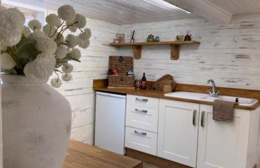 Beehive Cottage - Photo 15