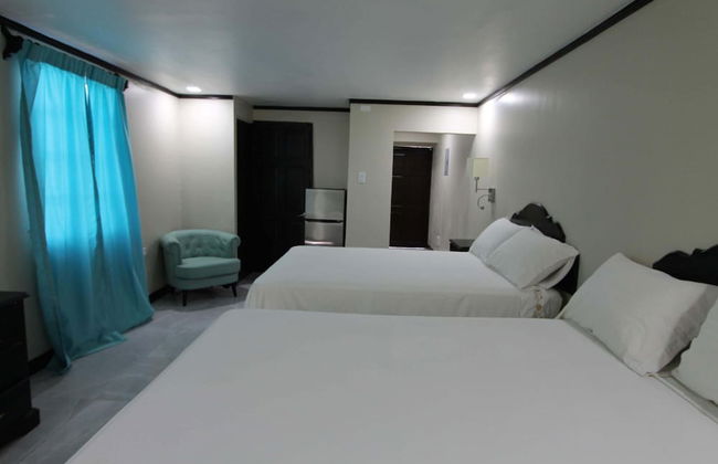 Sand and Blue Seas - Photo 13