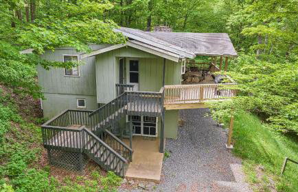 Deck w/ Forest Views, Ping Pong Blue Ridge Mtn Escape Ash Vale by Avantstay - Foto 67
