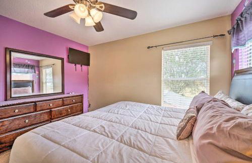 Spacious Family Home with Spa in Davenport! - Photo 16