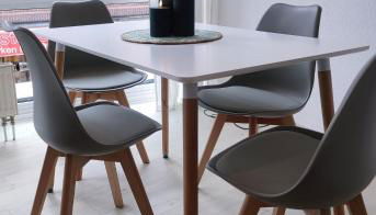 Charming Old Town Apartments - Photo 3