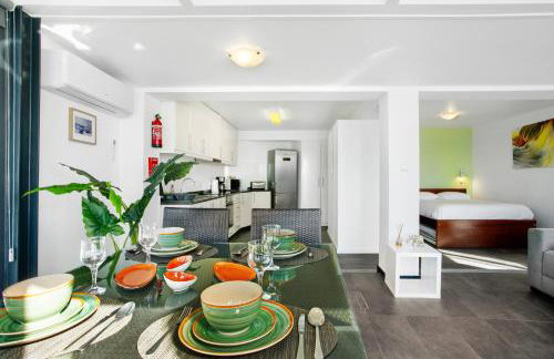 The Wave House - Seaside Haven - Photo 15