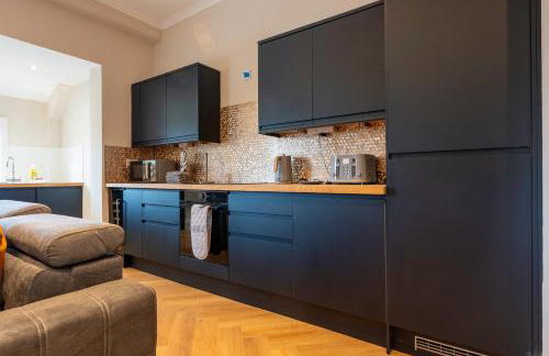 Station Road Stays - Photo 2