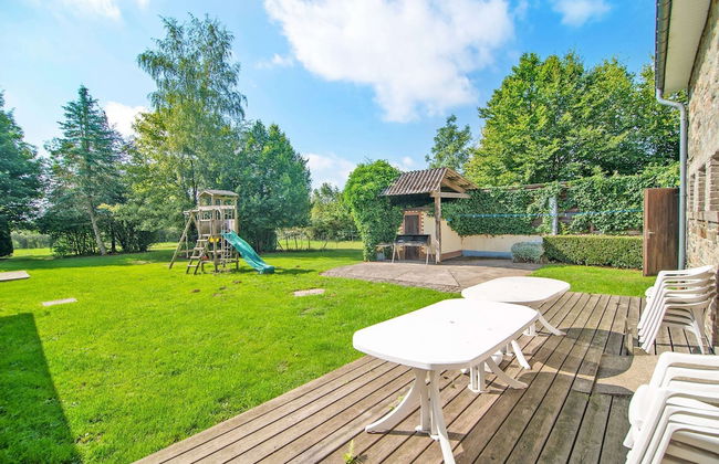 Holiday Home in Sourbrodt With Pool & Sauna - Foto 27