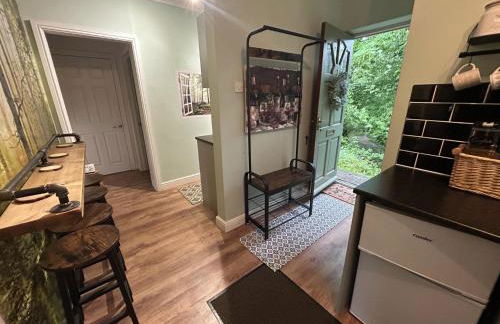 Cosy and secluded brook-side lodge - Foto 13