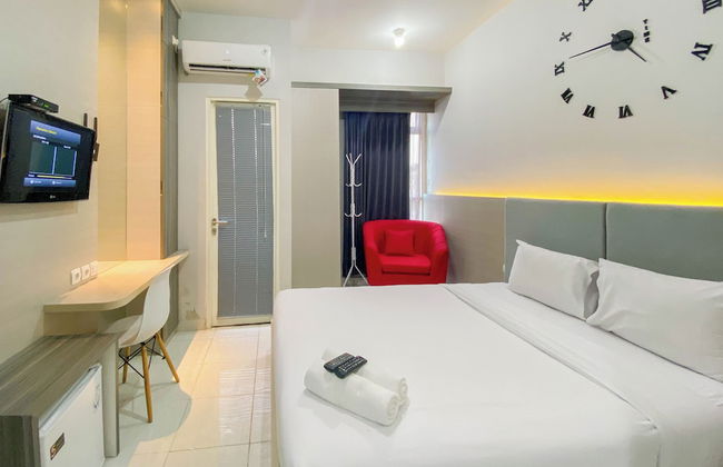 Comfortable 1Br Without Living Room At Amartha View Apartment - Foto 5