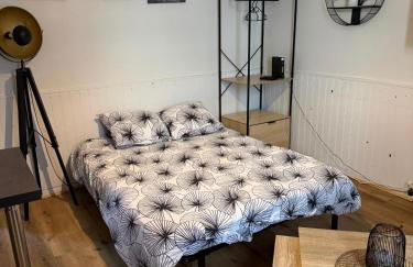 Laurema's BnB - Photo 1