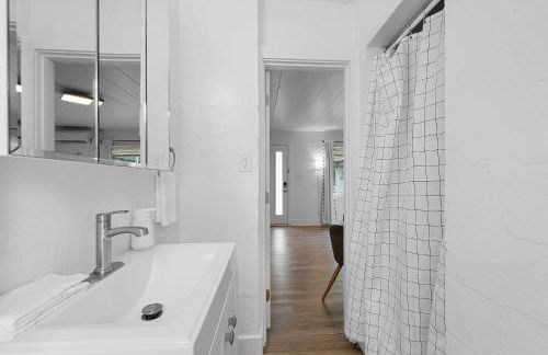 Chic City Retreat 93B - Photo 38