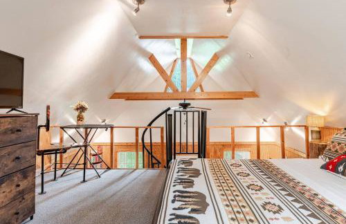 Romantic Cabin, Hot Tub, Lake Access, OutdoorLiving! - Foto 29