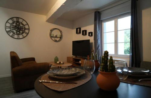 Le Joli’Mans, appartement refait à neuf, entièrement équipé, pour 2 personnes, proche quartier historique et centre - Foto 6