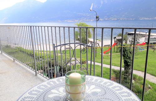 Campione Giulia Exclusive Lakefront apartment by Gardadomusmea - Foto 1