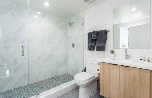 Sunset Views from Private Rooftop in Luxe Townhome - Foto 23