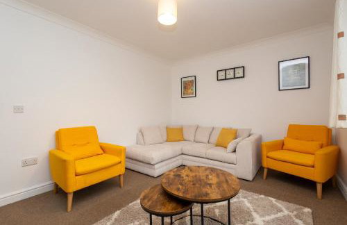 Modern Detached 4-Bedroom 2-Bath Home, Guildford - Photo 28