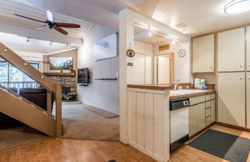 New Listing 2 bedroom and Loft 2 bath Summit E Bldg 16 condo sleeps 8 Steps to Eagle Lodge Chair 15 - Foto 12