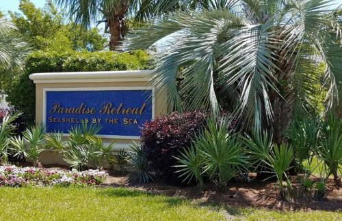 Beautiful Pet Friendly Home! Tropical Pool, Optional Golf Cart & Pool Heat, Minutes to Beach - Foto 69