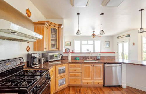 Serene Coastal Retreat Clark's Cove - Foto 27