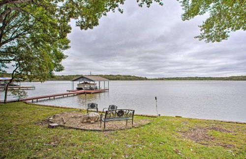 Private Dock and Fire Pit Cedar Creek Lake Home - Foto 24