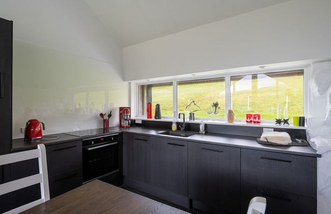 Luxurious Cabin | 3 Br | Scenic Village - Foto 7