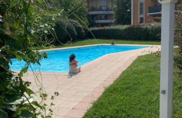 City Rose T2, Climatisation,parking privé, piscine, wifi , tout confort - Photo 2