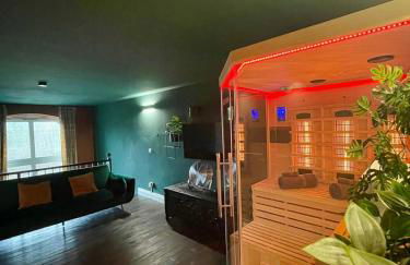 Bahnhofsromantik trifft Luxus - Alter Bahnhof von Kruft - Foto 73