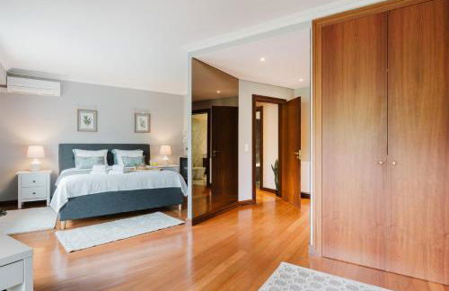 Elegant Riverfront Flat | Pool & Sports by Host Wise - Foto 6