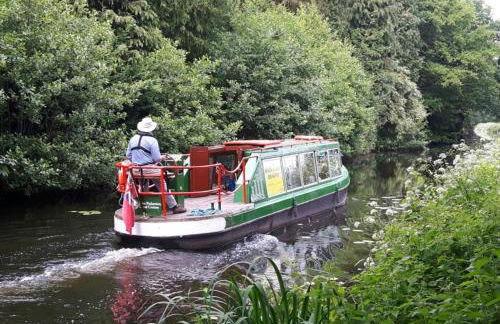 StayZen Apartments - Free Parking & Private Garden Ground Floor Central Woking - Business & Leisure - Photo 39