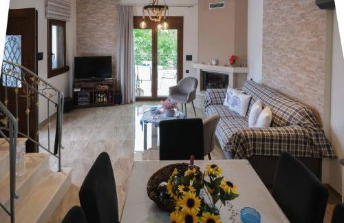 Effie's Maisonette with Detached Studio - Photo 20