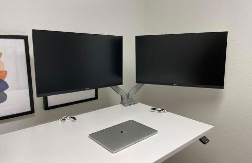 Amazing Luxury 5 Bedrooms Home with Private Pool - Foto 44