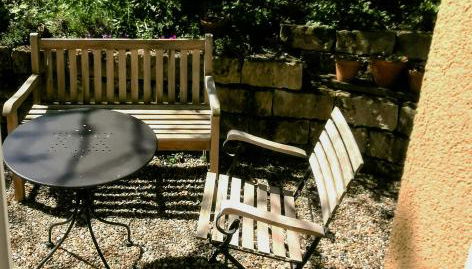 Experience Nature In A Rural Riverside Guesthouse - Photo 4