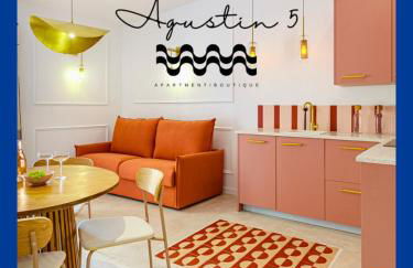 Apartment with exceptional charm in historic center of Alicante - Photo 1