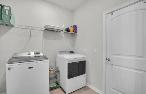 Serene Stay in Savannah Residential Heaven - Foto 11