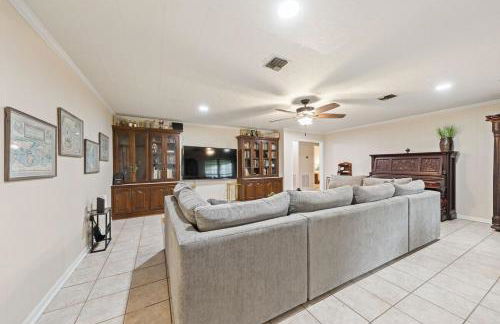 Cajun Stays Cozy 3BR Ranch Near Lafayette with WiFi and Parking - Foto 39