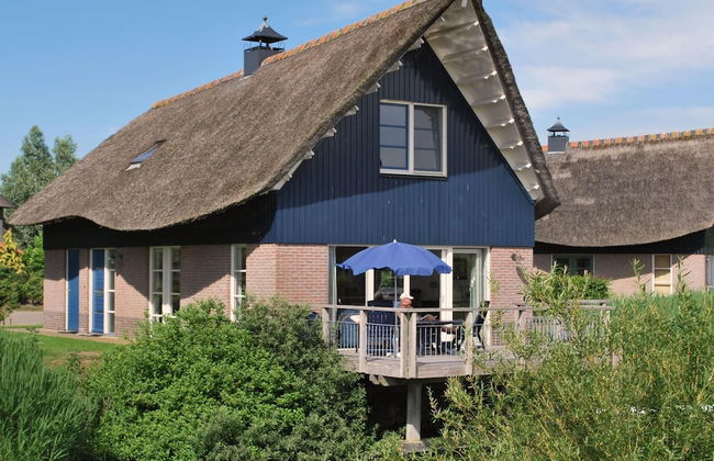 Villa With Terrace on the Water in Friesland - Foto 15