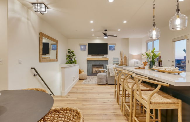 Sunset Serenity by Avantstay Rooftop w Hot Tub Fire Pit 3 Blocks to Beach - Foto 3