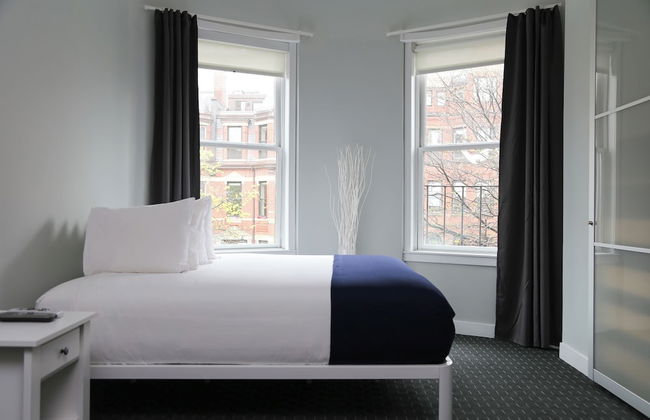 Maverick Suites at 245 Newbury St - Photo 23