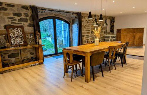 Grande ferme de 250m2 rénovée au charme rustique - Foto 6