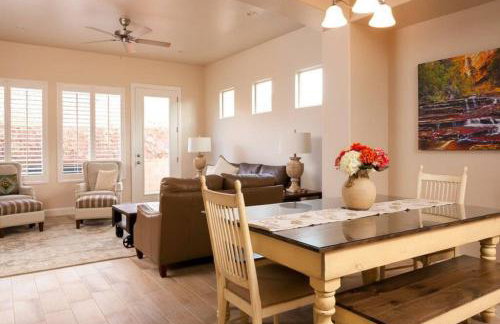 Zions Gate II Near Zion NP and Sand Hollow - Foto 7