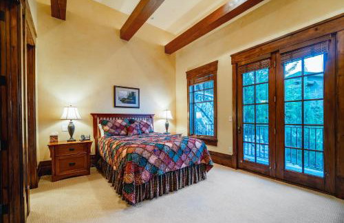 8 Bedroom Deer Valley Masterpiece with endless views. Theater hot tub game room ski-inout - Photo 26