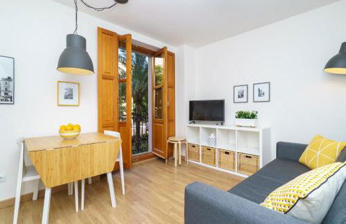 Valencia Home - Photo 22