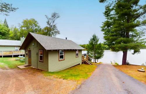 Anderson Lakeside Cabin - Photo 22